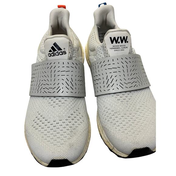 Adidas Wood Wood Ultraboost sneakers, white, 7.5, minimalist, Scandinavian, LE - Picture 2 of 7
